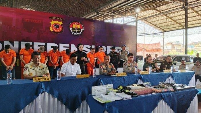 Baru Buka 3 Hari, Kasino yang Digerebek di Bandung Diduga Raup Omzet Rp2,7 Miliar