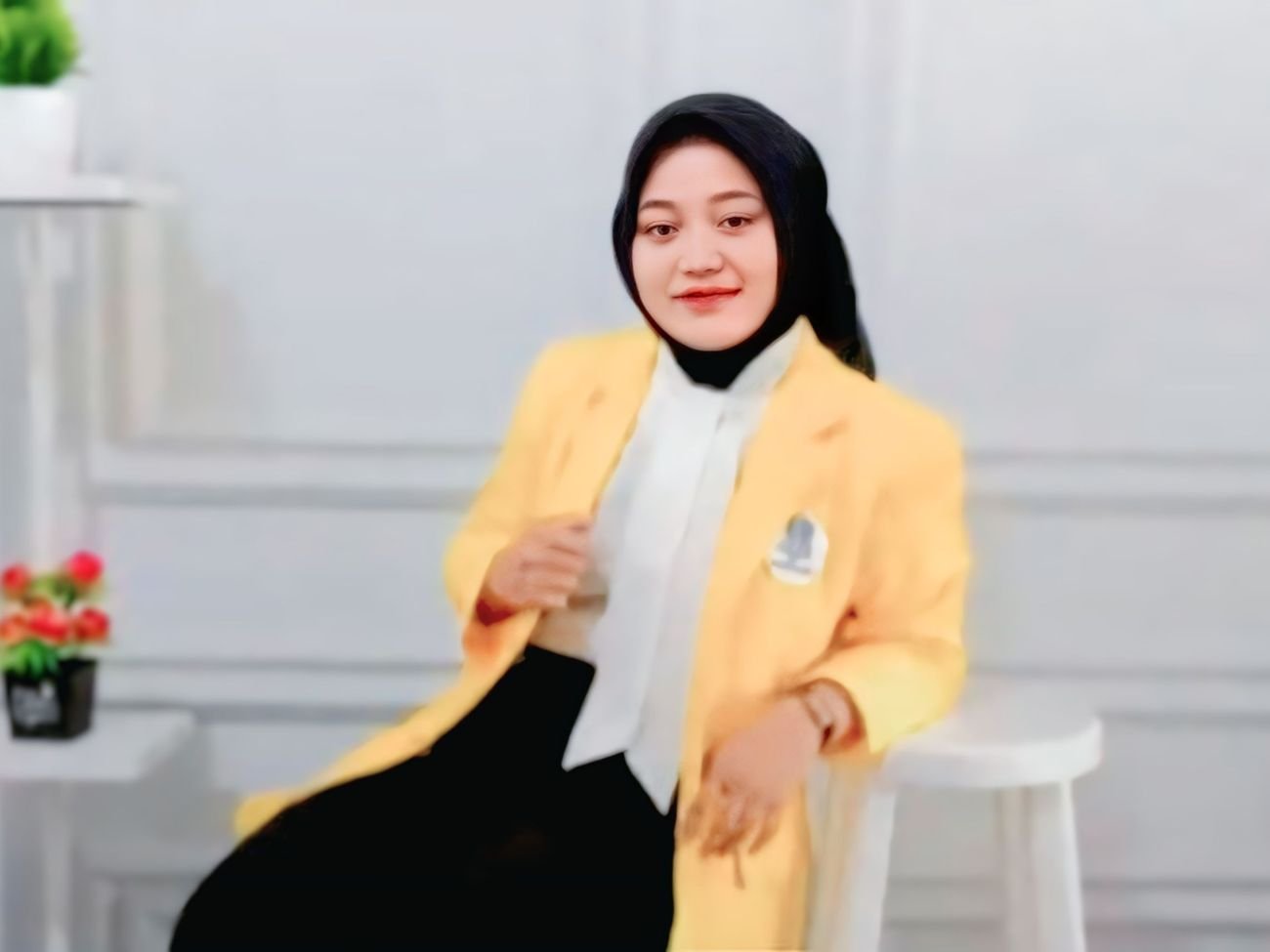 Sempat Dikira Diculik, Misteri Keberadaan Guru Cantik Ini Akhirnya Terkuak