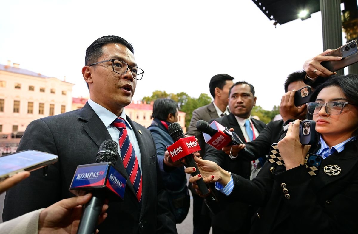 Perang Israel-Iran: KBRI Teheran Siaga I, WNI Segera Dievakuasi!