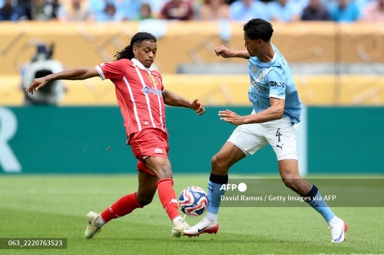 Piala Dunia Antarklub FIFA 2025: Kartu Merah Warnai Kemenangan City di Debut Tijjani Rijnders