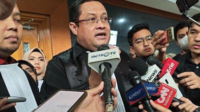 Sosok Ari Yusuf Amir, Kuasa Hukum Tom Lembong Ribut saat Sidang Perkara Kursi Jaksa Lebih Besar