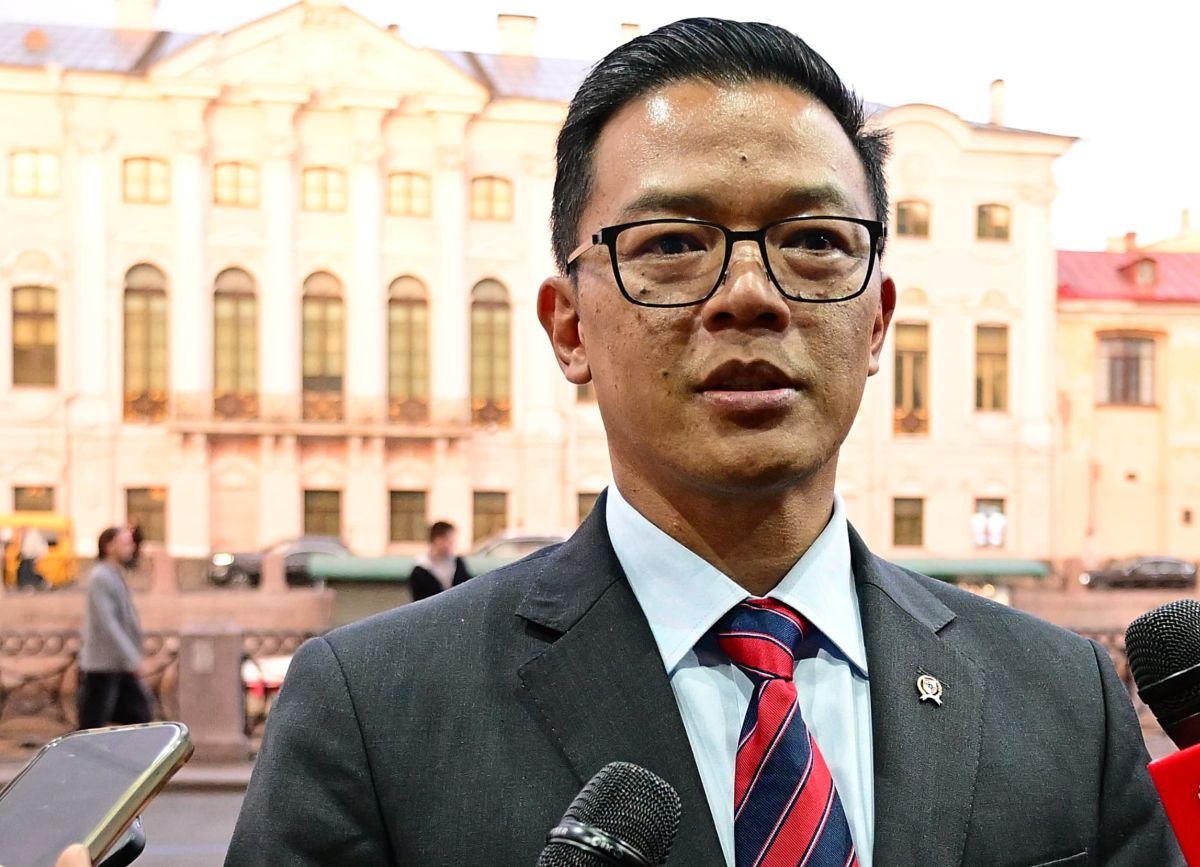 Jalur Udara Sangat Berbahaya, Evakuasi 380 WNI dari Iran Melalui Darat