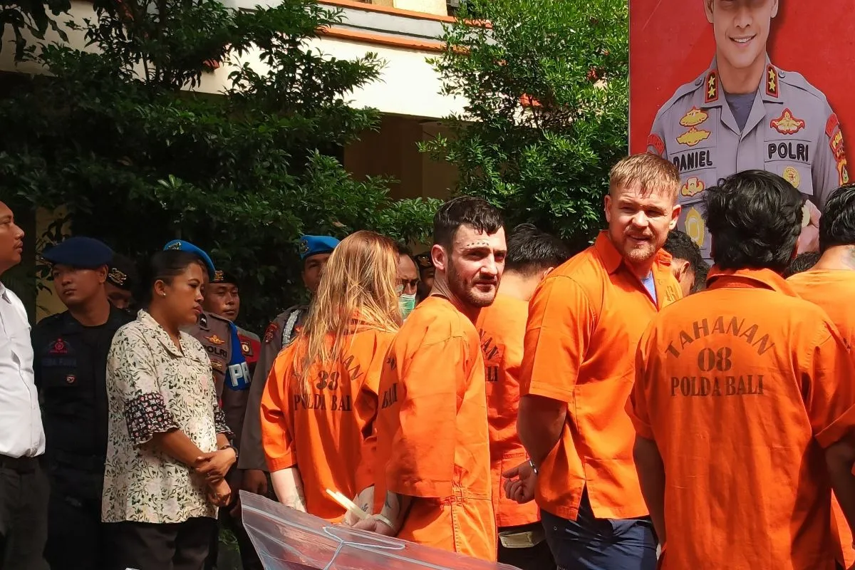 Polda Bali tangkap WN Inggris terkait kasus penyelundupan narkoba senilai Rp6 miliar