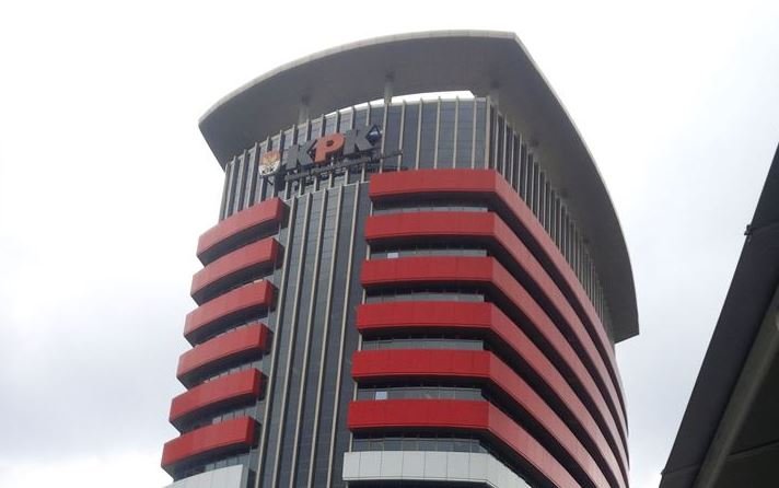 KPK Periksa Eks Ketua DPRD Jatim Kusnadi Terkait Kasus Dana Hibah