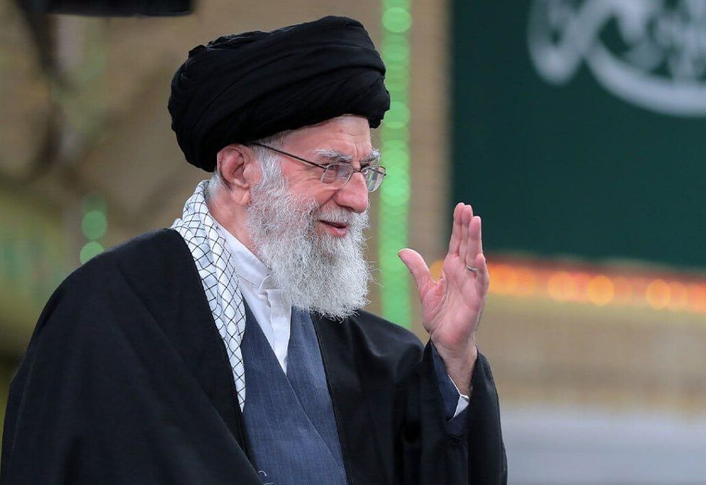 Menhan Israel Ancam Lenyapkan Ayatollah Ali Khamenei, Memang Bisa?