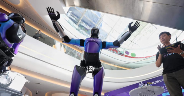 Singapura Kembangkan Robot Humanoid Pengganti Damkar