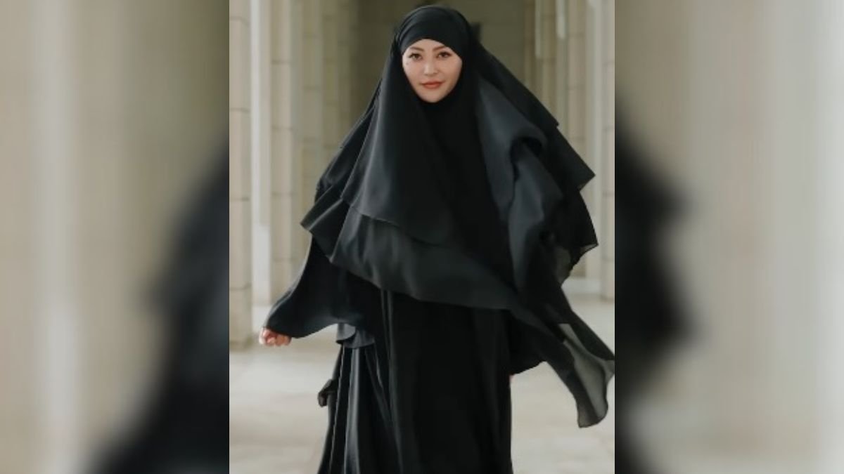 Perjalanan Hijrah Mantan Bintang Panas Rae Lil Black: Sekarang, Panggil Aku Nor