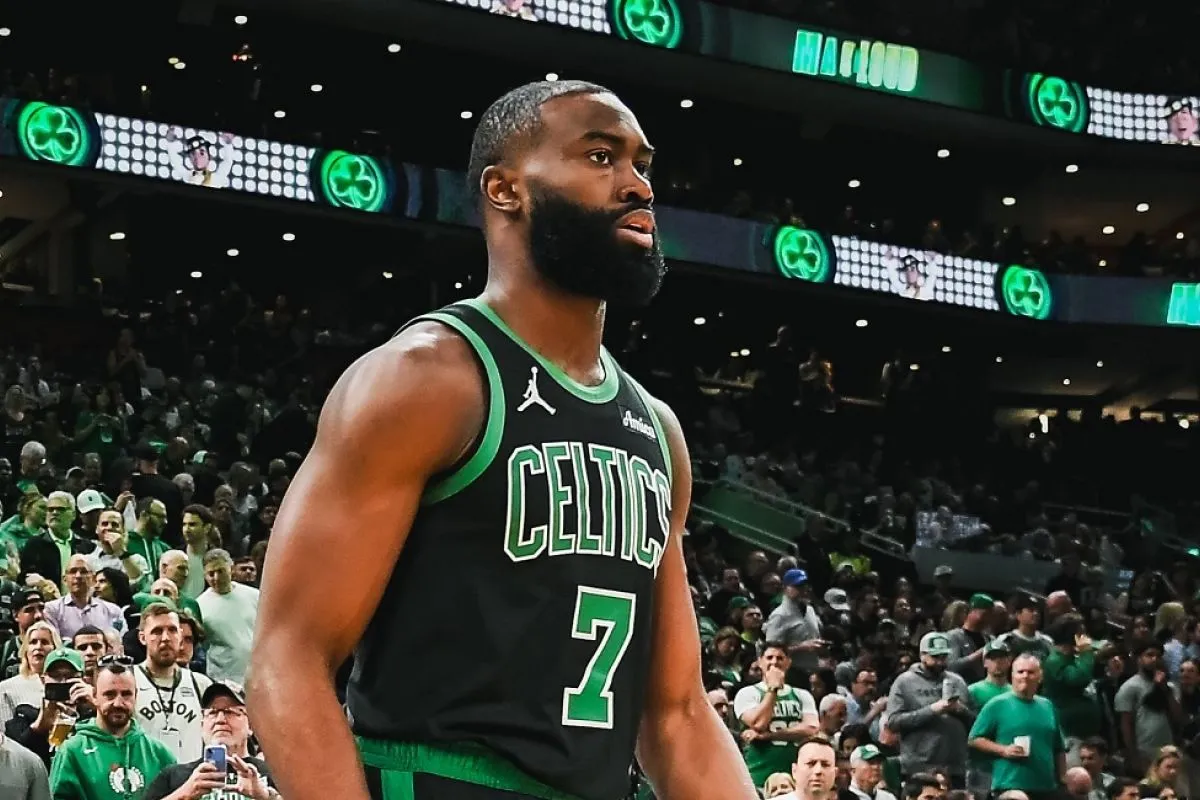 Jaylen Brown jalani operasi lutut