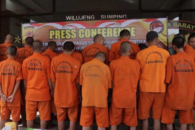 Bongkar Jaringan Narkoba di Sumedang, Polisi Tangkap 16 Tersangka