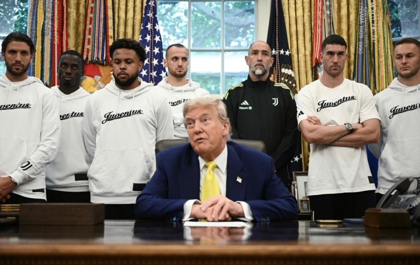 Juventus Disambut Donald Trump! dari Bola, Iran, Gender Semua Dibahas