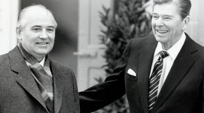 Mikhail Gorbachev Sosok Penting Berakhirnya Perang Dingin Meninggal Dunia