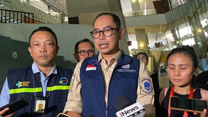 WNI di Iran Mulai Dievakuasi lewat Jalur Darat, Kemlu: Mohon Doanya