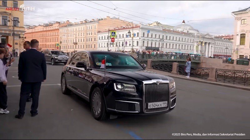 Prabowo Dijemput Mobil Limosin Mewah dan Canggih di Rusia, Ini Spesifikasinya