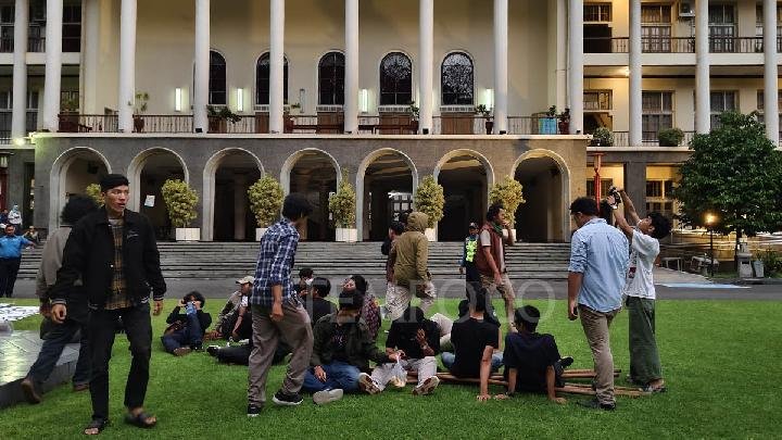 Polisi Datangi UGM Sebelum Diskusi BEM Protes Represi Aparat