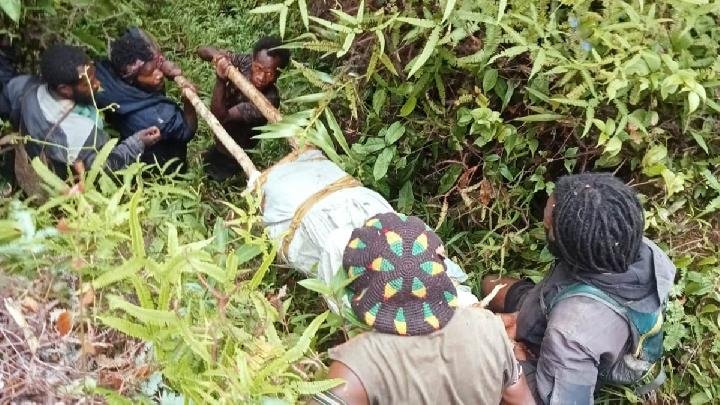 Koalisi Menilai Bantahan TNI Soal Kematian Abral Wandikbo Makin Memperkuat Praktik Impunitas