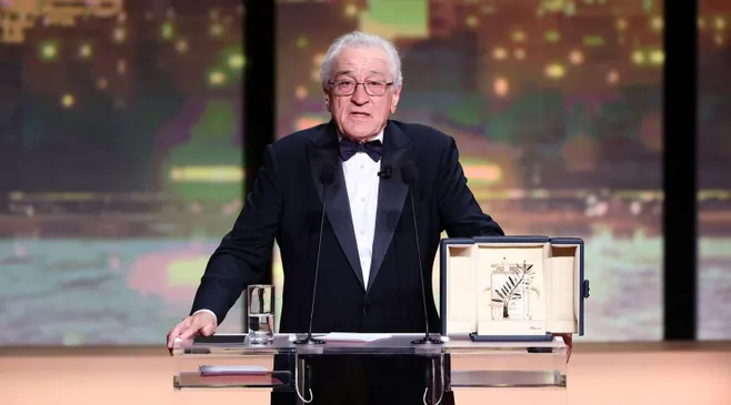 Robert De Niro Kritik Kebijakan Trump dalam Pidato di Festival Film Cannes 2025