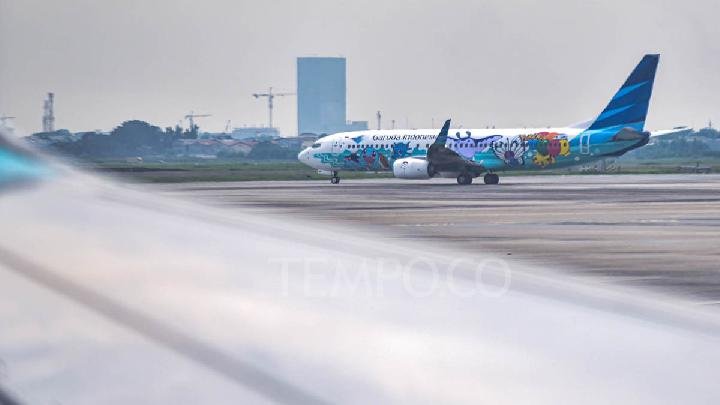 Garuda Indonesia Masih Membebastugaskan Awak Kabin Ihwal HP Penumpang Hilang