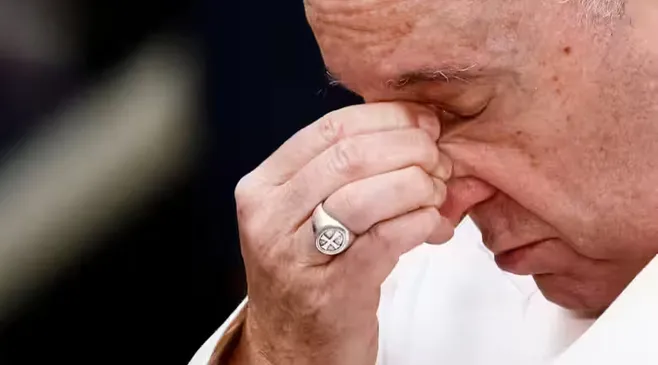 Mengapa Cincin Paus Fransiskus Harus Dihancurkan Setelah Ia Wafat?