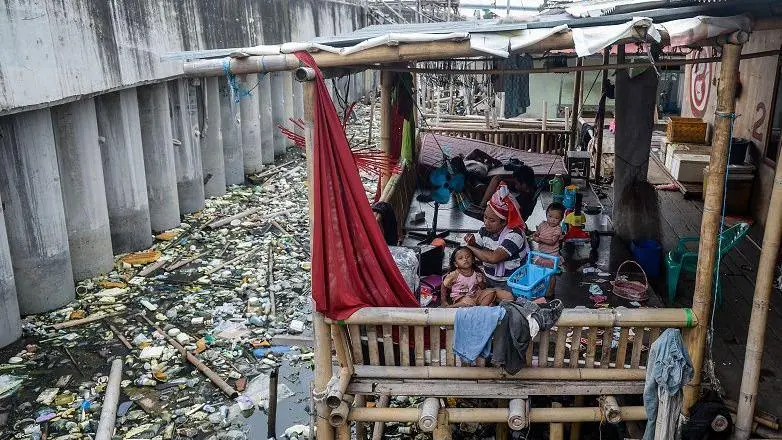 Garis kemiskinan versi Bank Dunia dan pemerintah, mana yang lebih realistis?