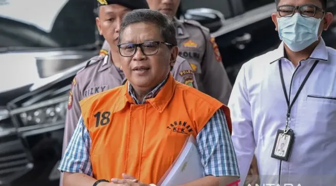 Isi Dakwaan ke Hasto Kristiyanto: Menyuap KPU dan Merintangi Penyidikan Harun Masiku