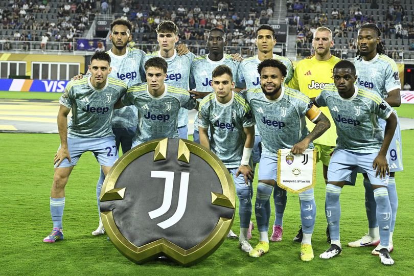 PR Besar Juventus Usai Piala Dunia Antarklub: Dari Direktur Olahraga hingga Masa Depan Vlahovic