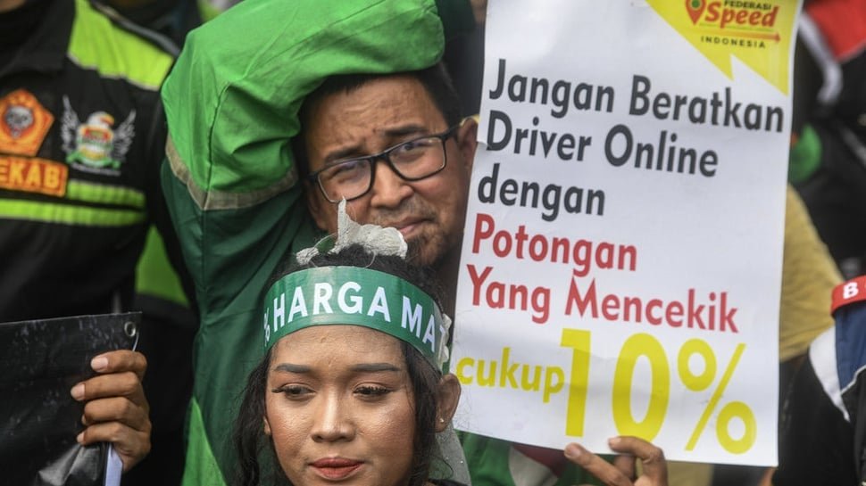 Menimbang Model Bisnis Langganan Aplikasi Ojol Bagi Pengemudi