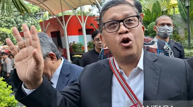Hasto Kristiyanto Penuhi Panggilan Pemeriksaan KPK Sebagai Tersangka