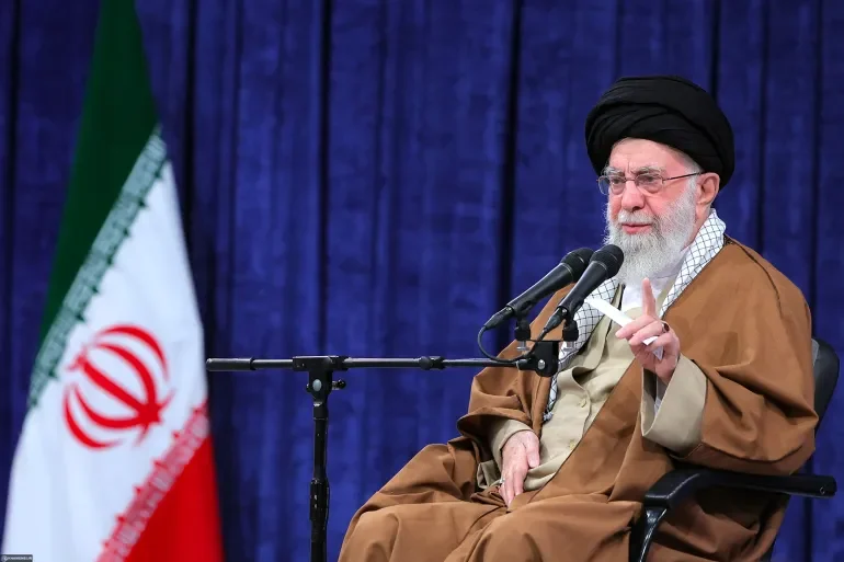 Khamenei: Iran Tidak Akan Menyerah pada Ancaman Trump
