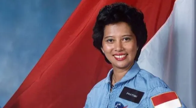 Pratiwi Sudarmono, Astronot Perempuan Pertama dari Asia asal Indonesia