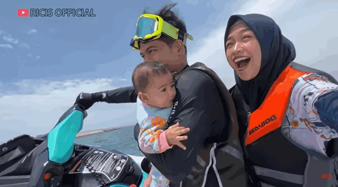 Ria Ricis Bikin Konten Baby Moana Main Jetski dan ATV, Awas Bahaya Shaken Baby Syndrome