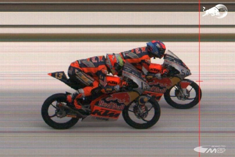 Hasil Race 2 Red Bull Rookies Cup Italia 2025: Menang Lagi, Veda Ega Pratama Bekuk Hakim Danish Tepat di Garis Finis!