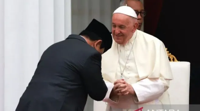 Misa Pemakaman Paus Fransiskus Dilaksanakan di Katedral Notre Dame Paris, Makam disiapkan di Roma