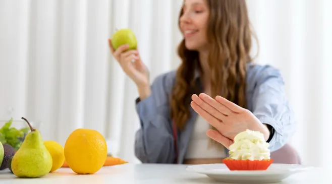 Kontrol Pola Makan, Jaga Berat Badan Setelah Ramadan