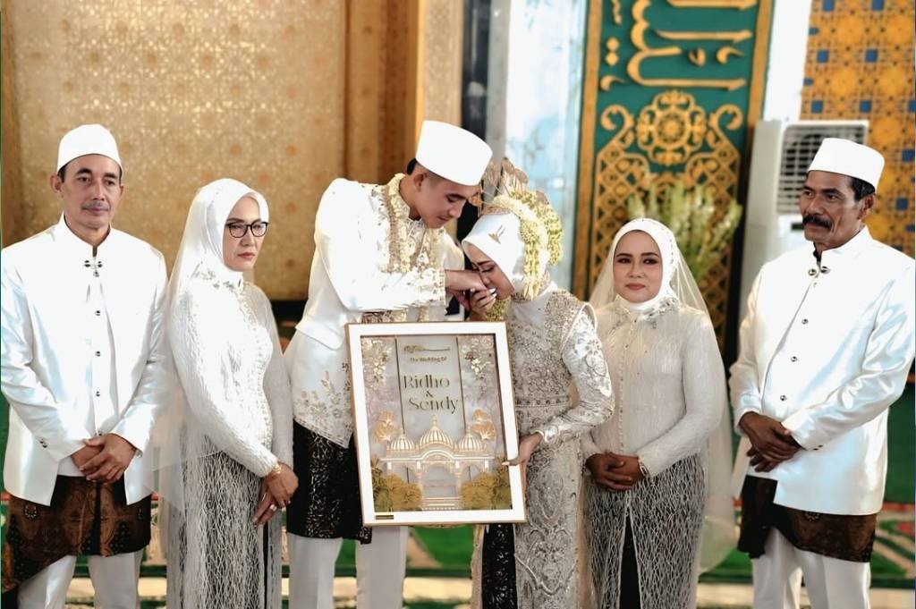 Siapa Sebenarnya Sendy Aulia, Istri Rizky Ridho yang Menikah Hari Ini?