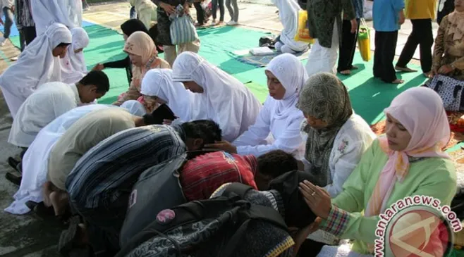 Mengenal Sejarah Halal Bihalal di Indonesia: Dari Tradisi hingga Makna Spiritual