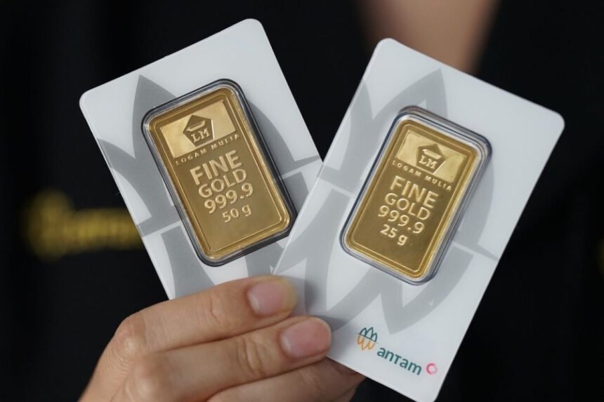 Harga Emas Antam Stagnan di Rp1,94 Juta, Buyback Tak Bergerak