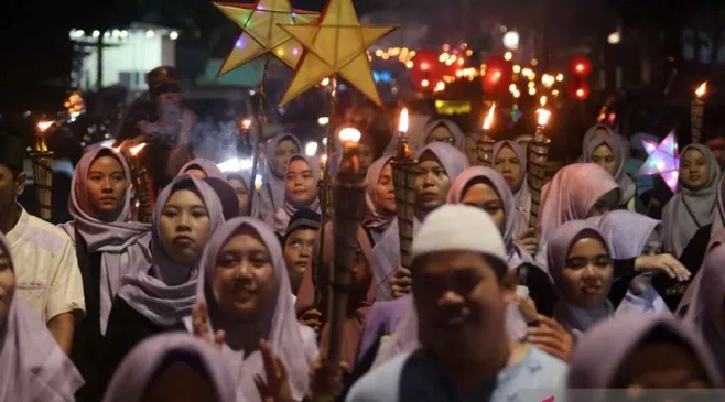 Bacaan Lafal Takbiran Idul Fitri dalam Bahasa Arab, Latin dan Artinya