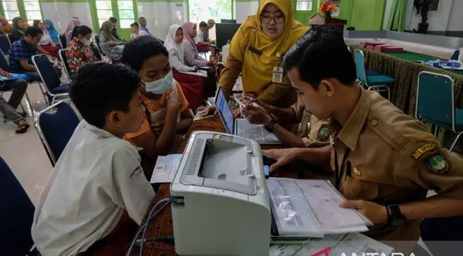 SPMB Jabar 2025 Dibuka Hari Ini: Cek Syarat Dan Cara Daftarnya