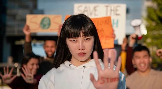 Apa Itu Istilah Witch Hunt Influencer yang Ramai di Media Sosial?