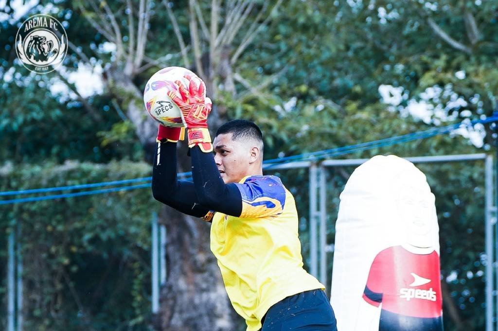 Kiper Timnas Indonesia Ini Gabung Arema FC, Alasannya Masuk Akal