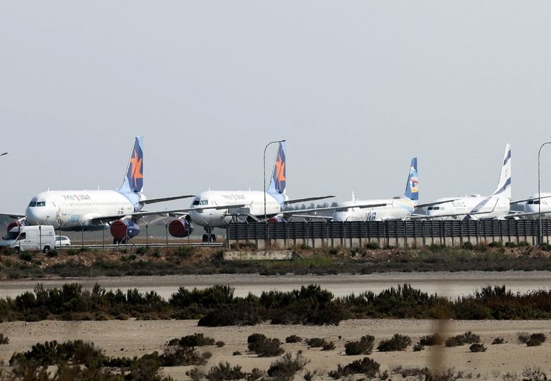 Maskapai penerbangan pertimbangkan pembatalan penerbangan di Timur Tengah setelah serangan AS di Iran