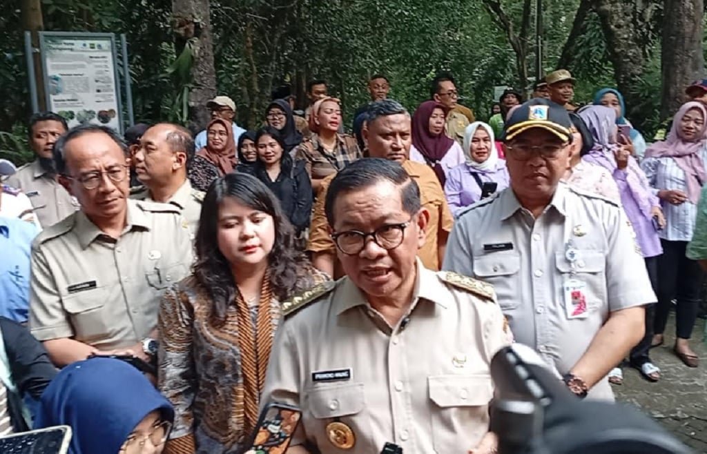 Pramono Konsultasi dengan Kejati DKI dan Adhi Karya terkait Pembongkaran Tiang Monorel Mangkrak
