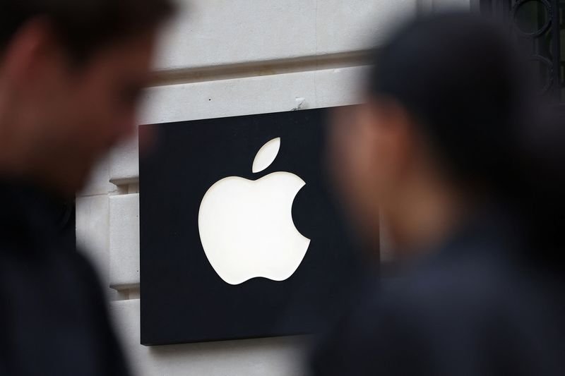 Apple dituntut oleh pemegang saham karena diduga melebih-lebihkan kemajuan AI