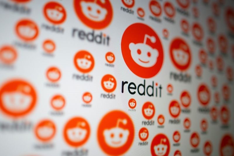Reddit sedang dalam pembicaraan untuk menggunakan ID Dunia milik Sam Altman untuk verifikasi pengguna